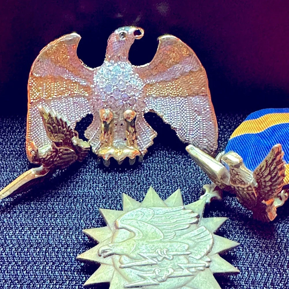 Eagle lover’s collection - Picture 7 of 16